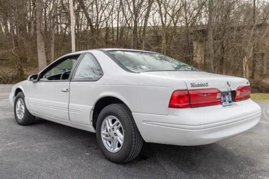 1997 Ford Thunderbird 10th Gen - Image 2 of 8