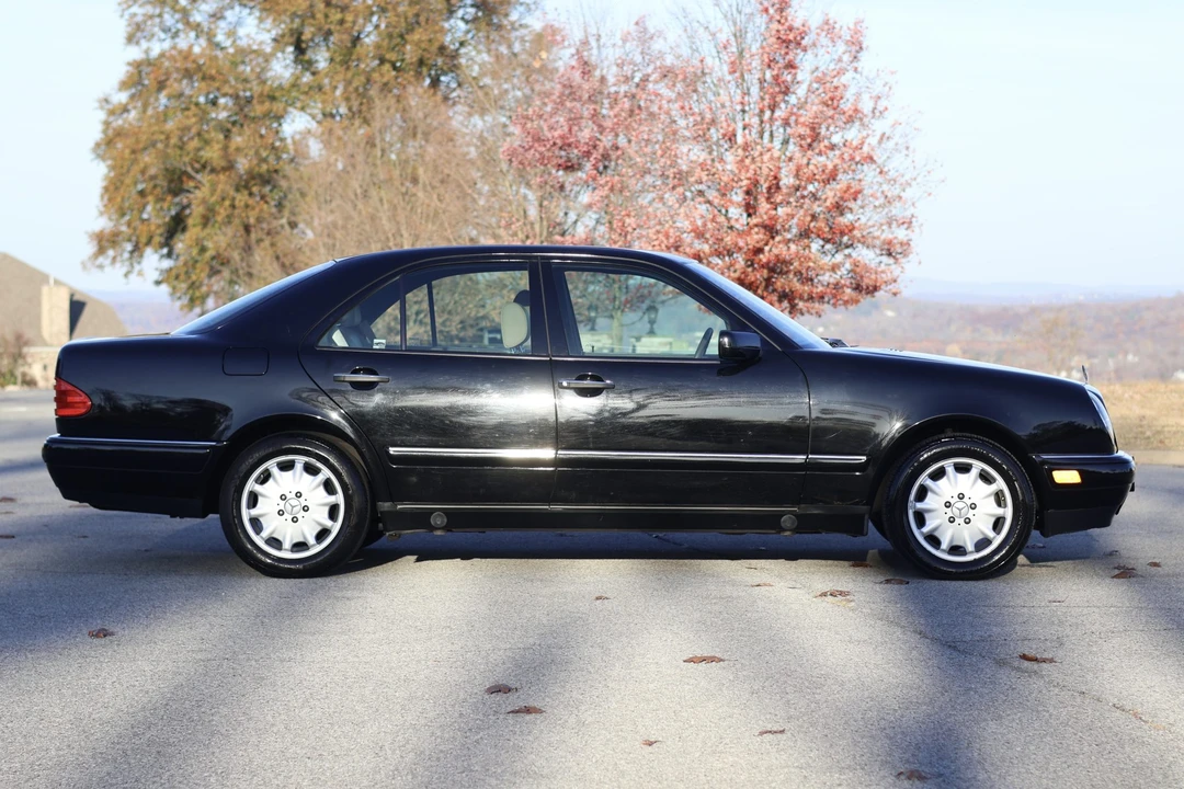 1997 Mercedes-Benz W210 E-Class - Image 4 of 31