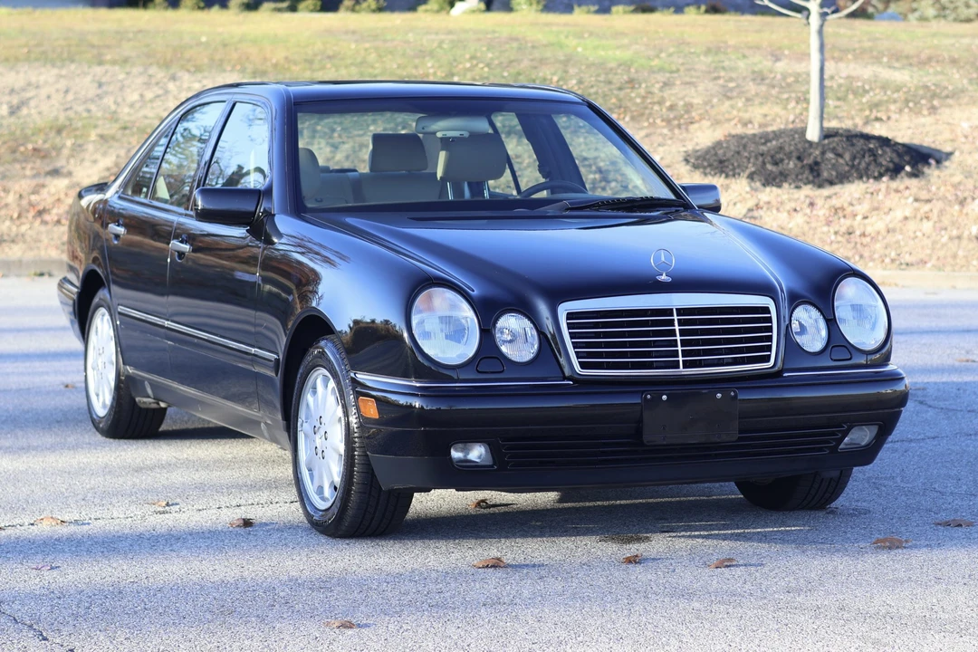 1997 Mercedes-Benz W210 E-Class - Image 2 of 31