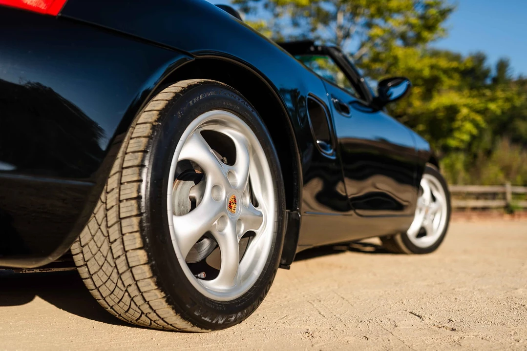 1997 Porsche 986 Boxster - Image 25 of 31