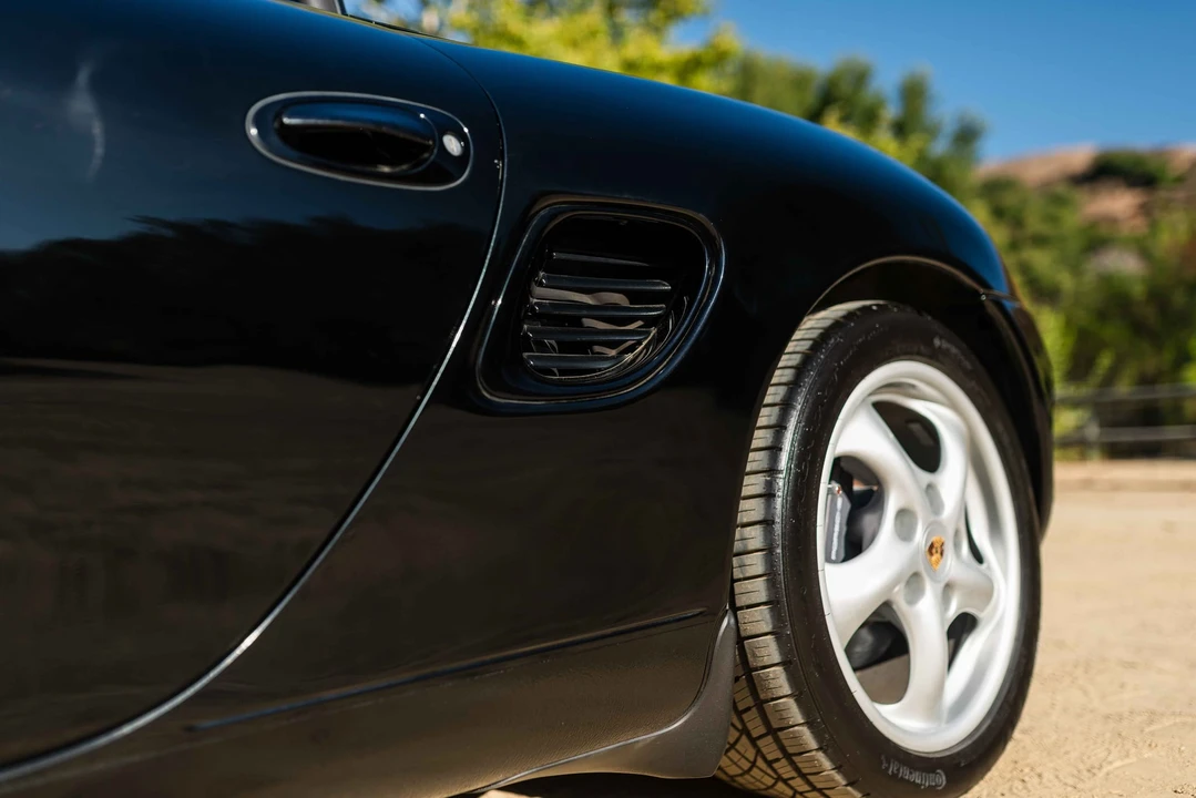 1997 Porsche 986 Boxster - Image 28 of 31