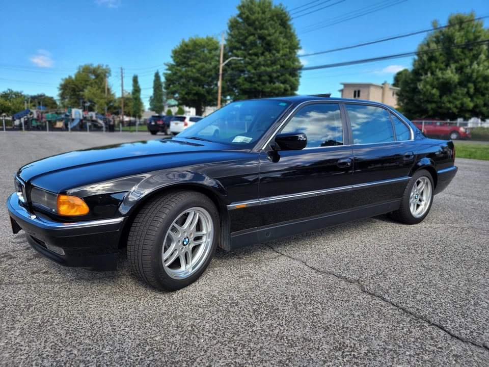 1998 BMW E38 7 Series - Image 3 of 31