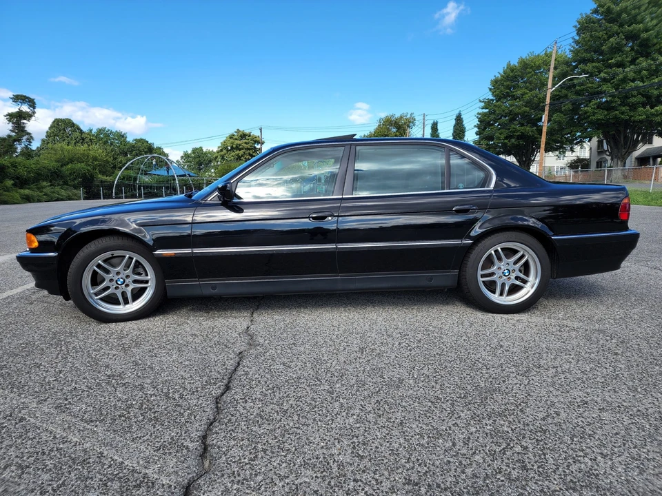 1998 BMW E38 7 Series - Image 13 of 31
