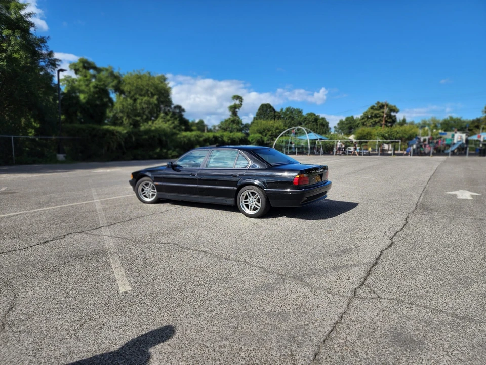 1998 BMW E38 7 Series - Image 11 of 31