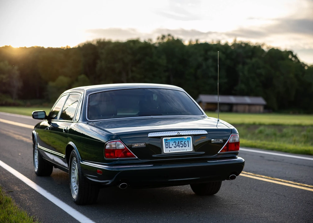 1998 Jaguar X308 XJ - Image 31 of 31
