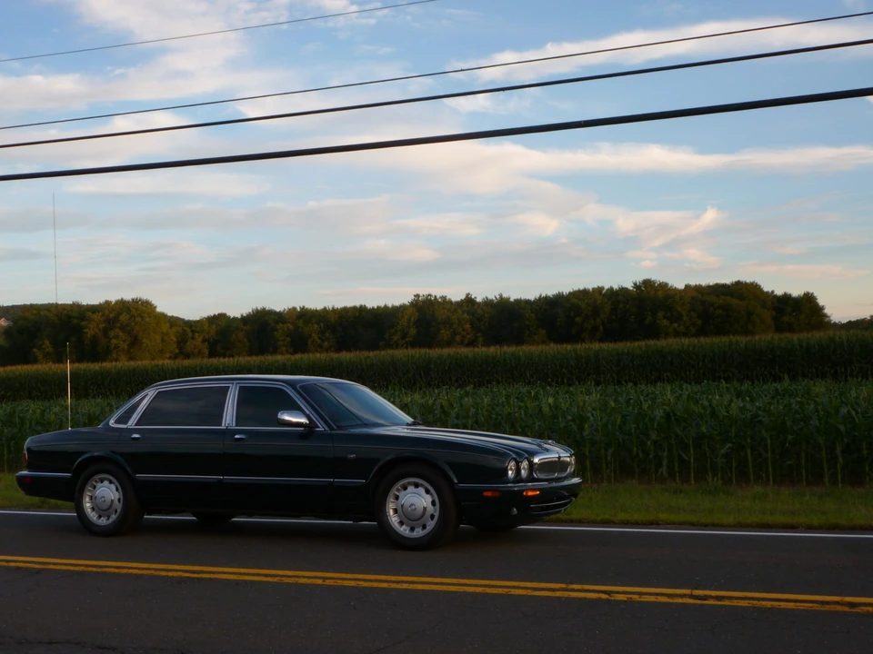 1998 Jaguar X308 XJ - Image 23 of 31