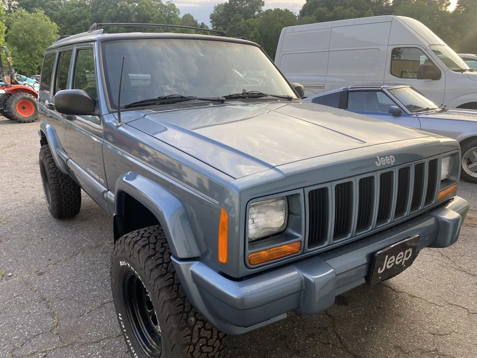 1998 Jeep XJ Cherokee - Image 16 of 31