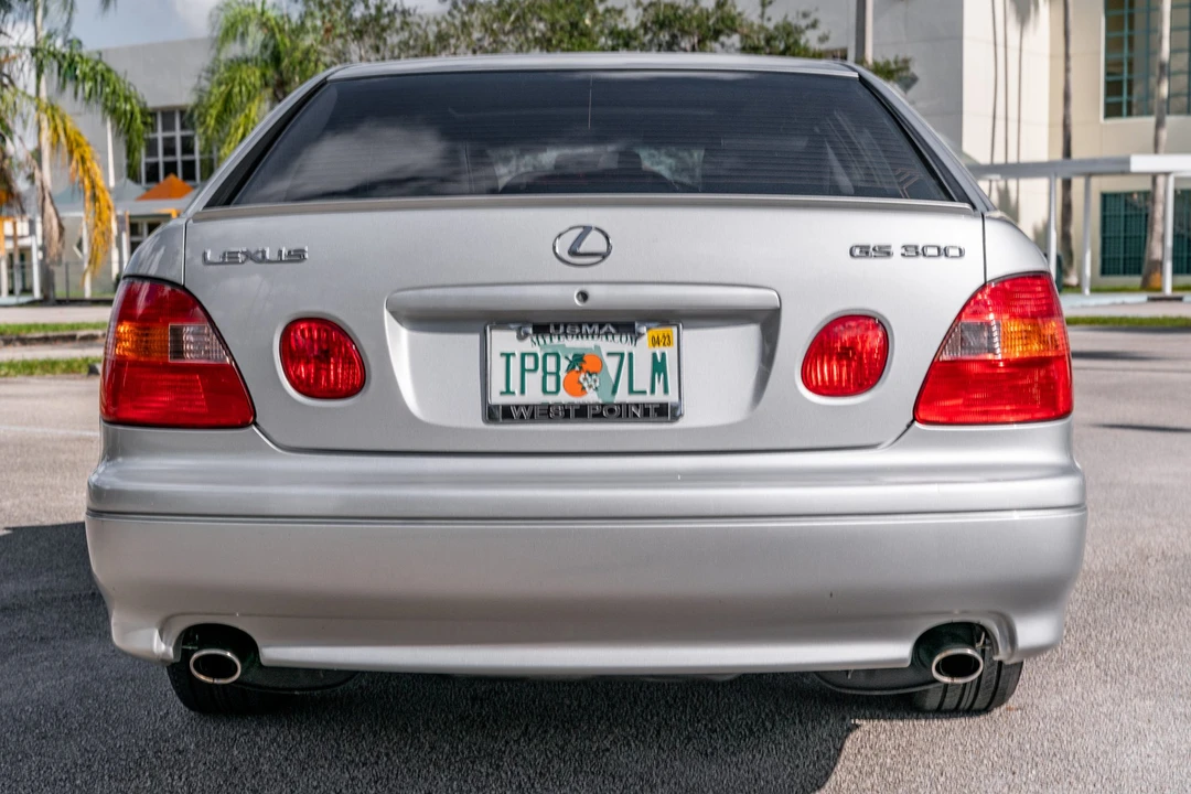 1998 Lexus GS 2nd Gen - Image 5 of 31