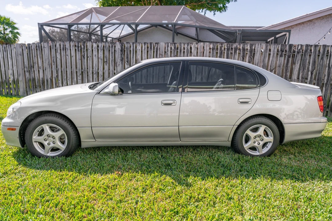 1998 Lexus GS 2nd Gen - Image 3 of 31