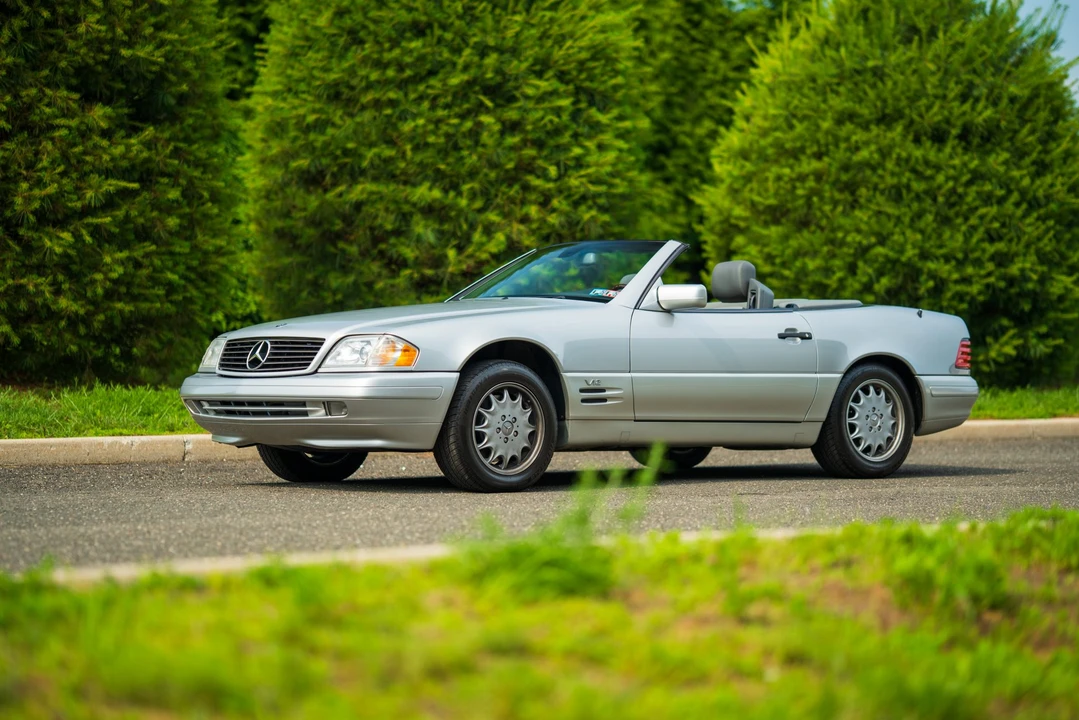 1998 Mercedes-Benz R129 SL-Class - Image 2 of 31