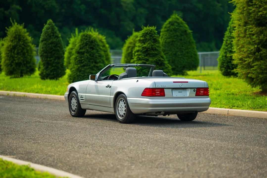 1998 Mercedes-Benz R129 SL-Class - Image 18 of 31