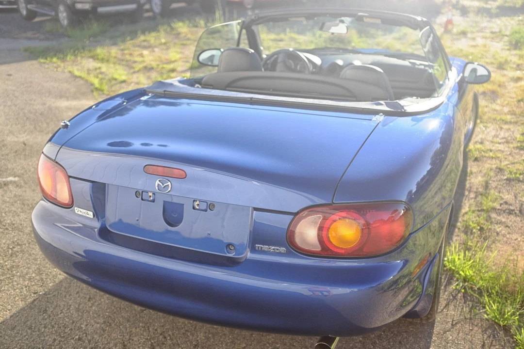 1999 Mazda NB MX-5 Miata - Image 29 of 31