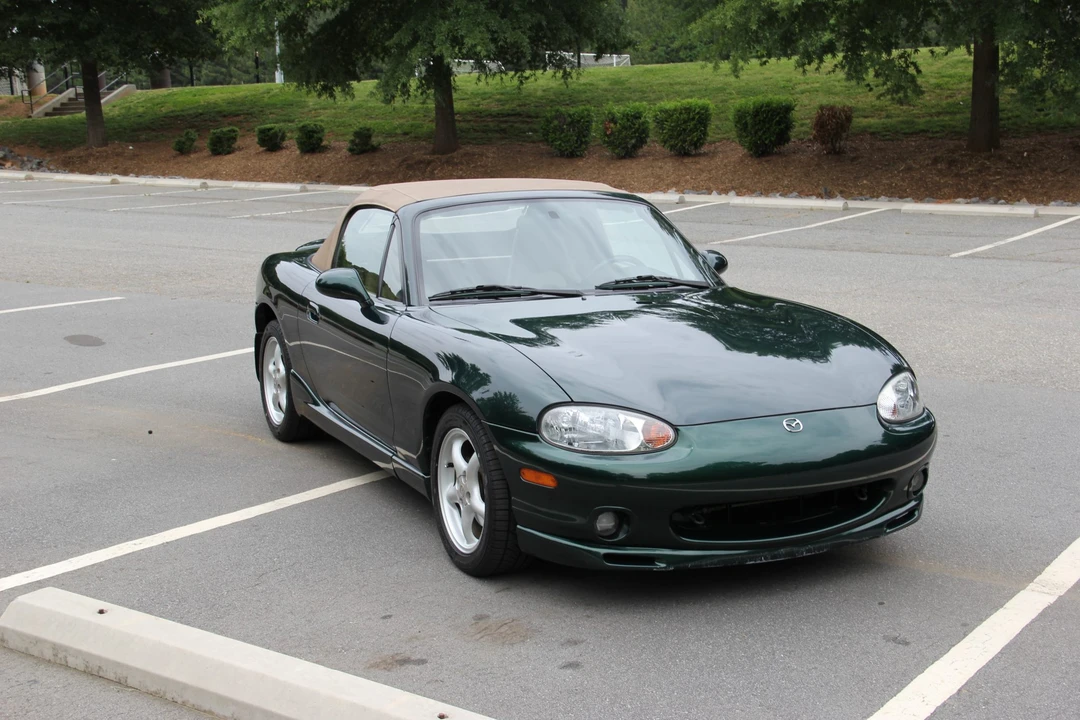 1999 Mazda NB MX-5 Miata - Image 4 of 31