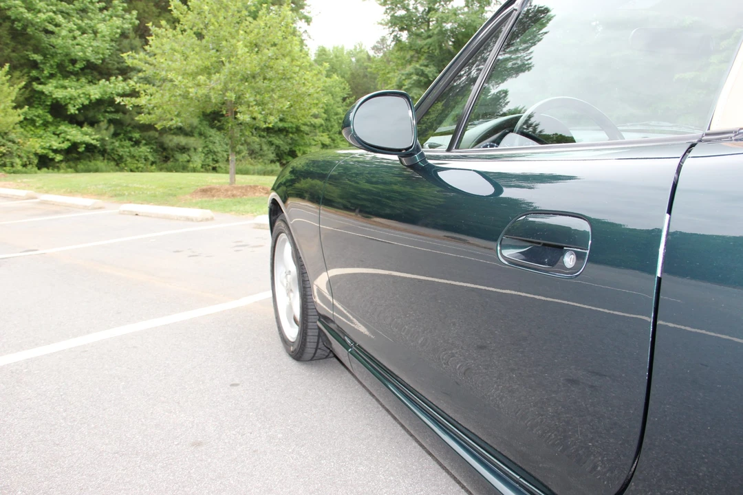 1999 Mazda NB MX-5 Miata - Image 17 of 31