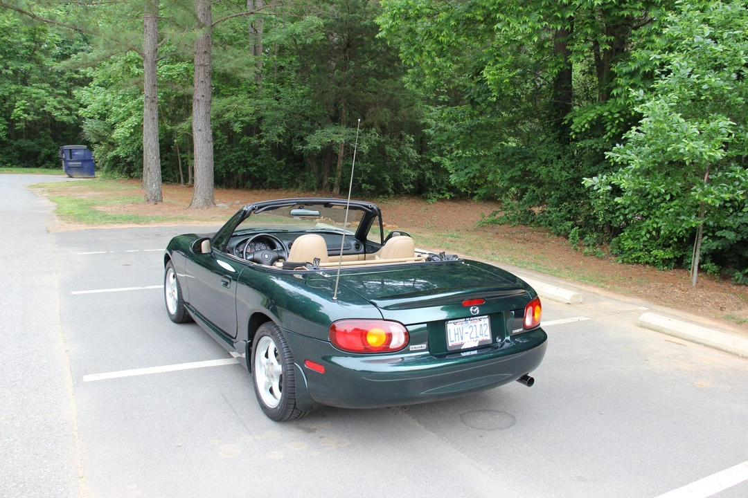 1999 Mazda NB MX-5 Miata - Image 12 of 31