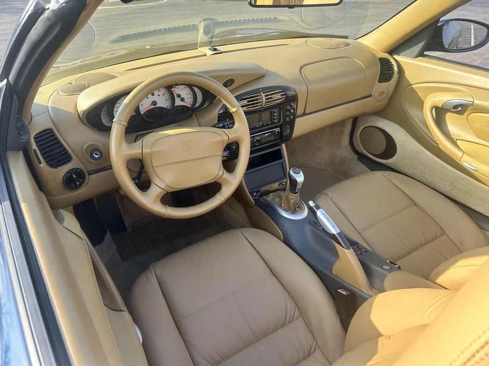 1999 Porsche 996 Carrera - Image 17 of 31