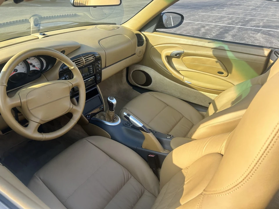 1999 Porsche 996 Carrera - Image 16 of 31