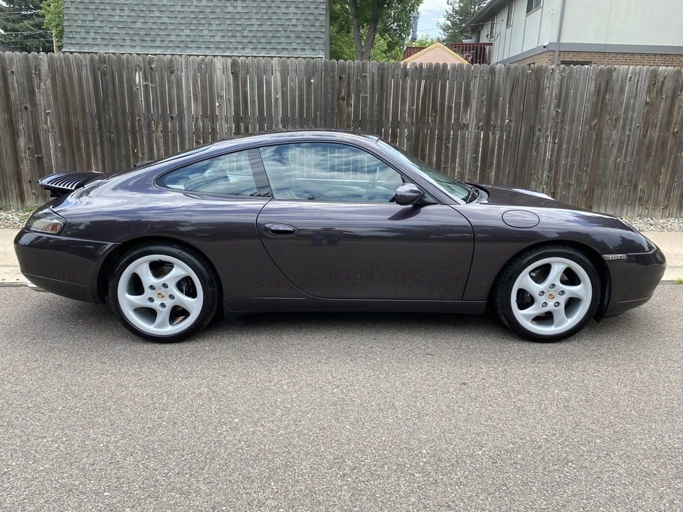 1999 Porsche 996 Carrera - Image 22 of 31