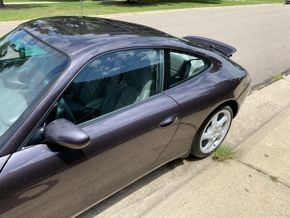 1999 Porsche 996 Carrera - Image 27 of 31