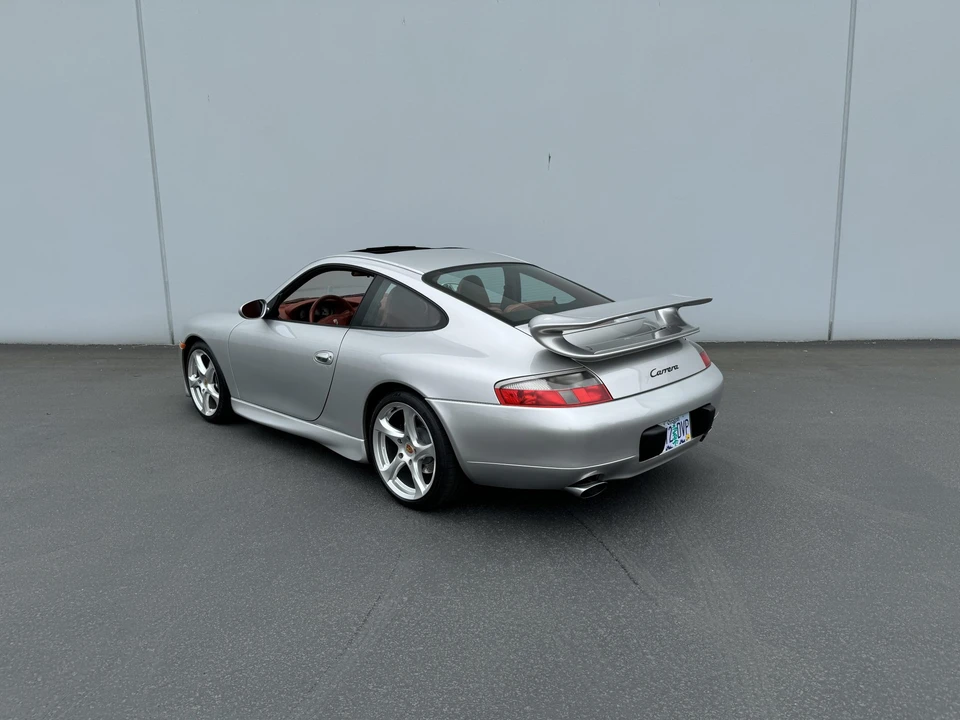 1999 Porsche 996 Carrera - Image 16 of 31