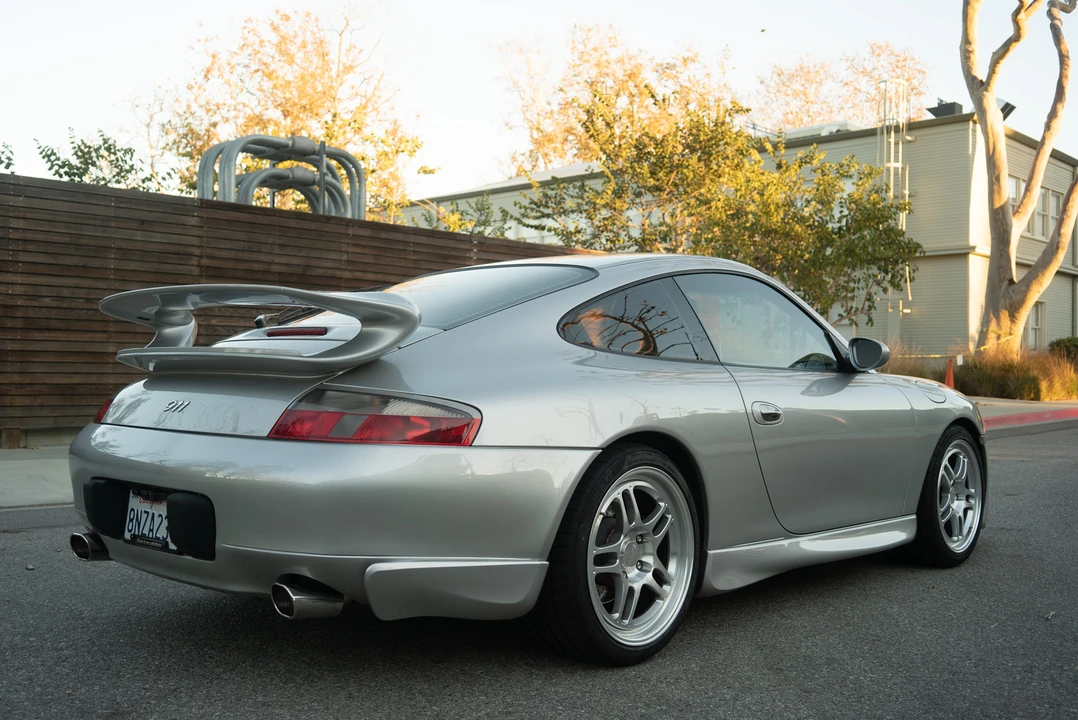 1999 Porsche 996 Carrera - Image 10 of 31