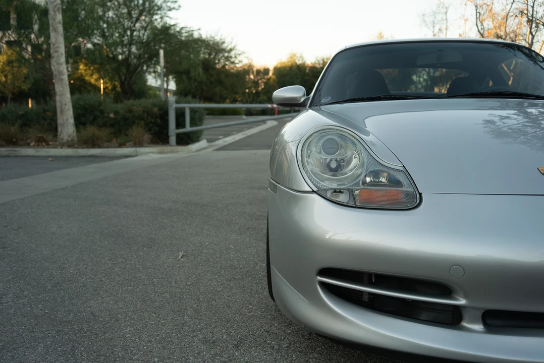 1999 Porsche 996 Carrera - Image 21 of 31