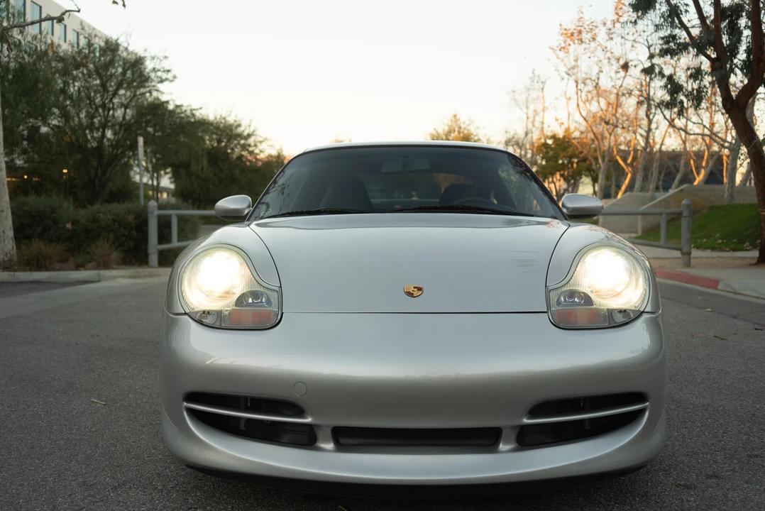 1999 Porsche 996 Carrera - Image 19 of 31