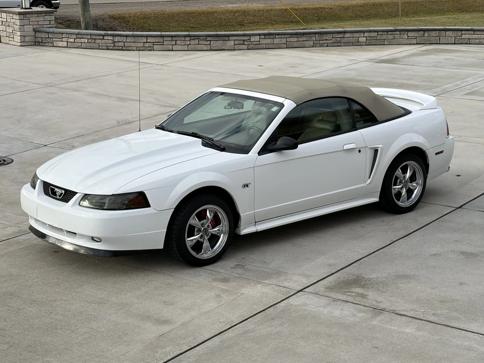 2000 Ford SN95 Mustang - Image 3 of 31