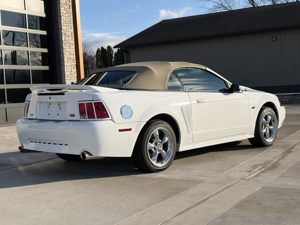 2000 Ford SN95 Mustang - Image 9 of 31
