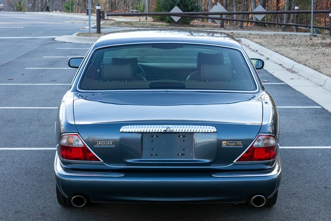 2000 Jaguar X308 XJR - Image 9 of 31