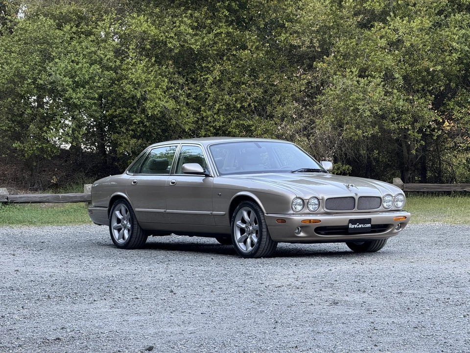 2000 Jaguar X308 XJR - Image 13 of 31