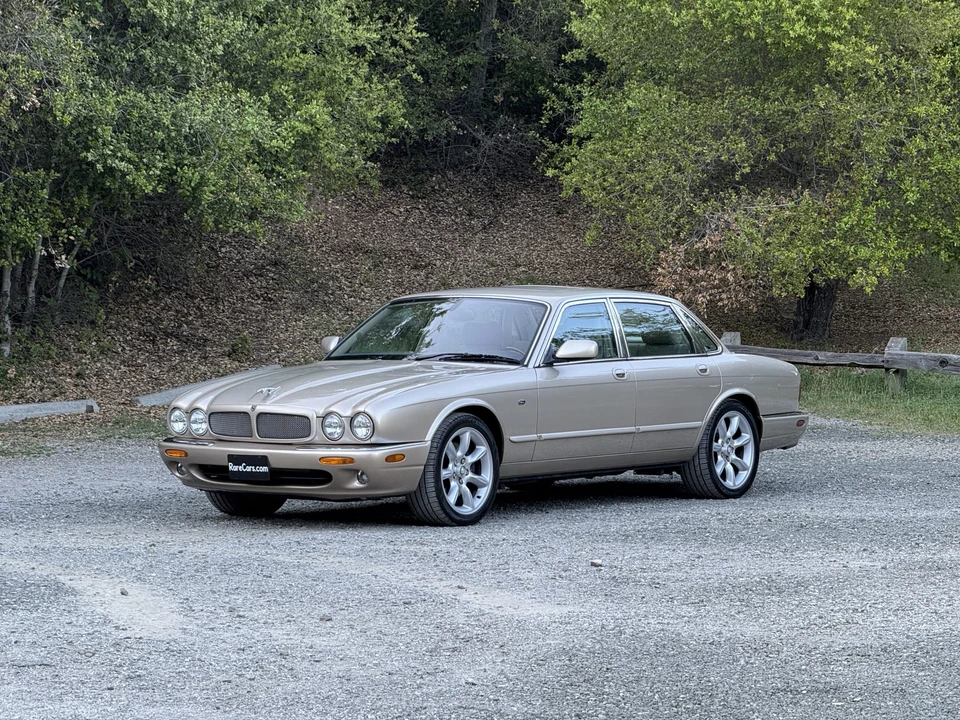 2000 Jaguar X308 XJR - Image 5 of 31