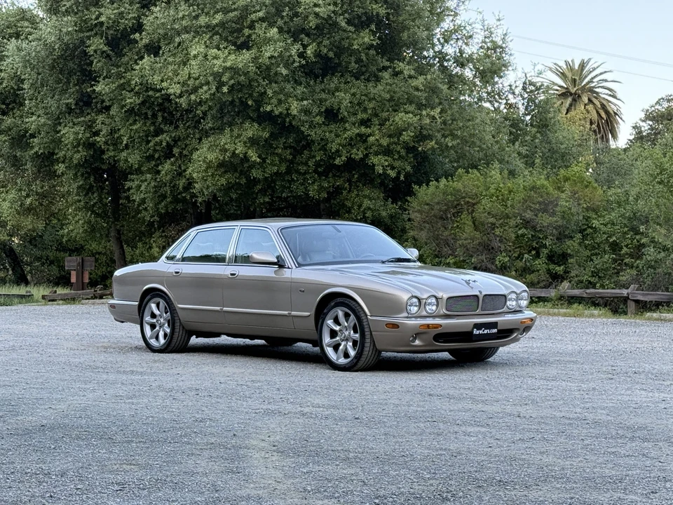2000 Jaguar X308 XJR - Image 15 of 31