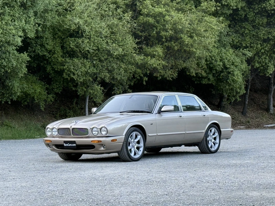 2000 Jaguar X308 XJR - Image 4 of 31
