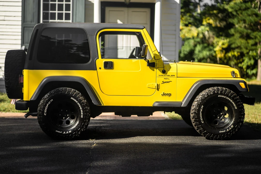 2000 Jeep TJ Wrangler - Image 17 of 31