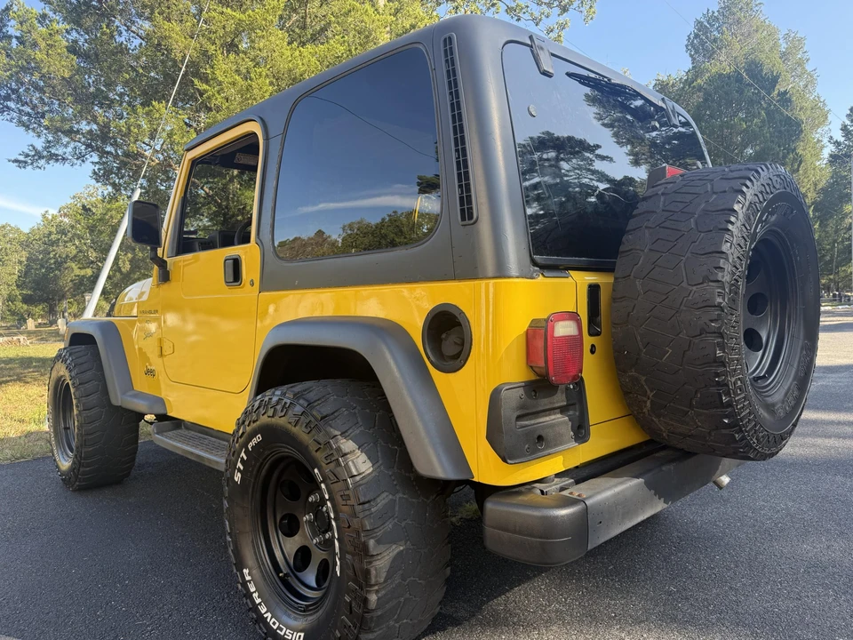 2000 Jeep TJ Wrangler - Image 9 of 31