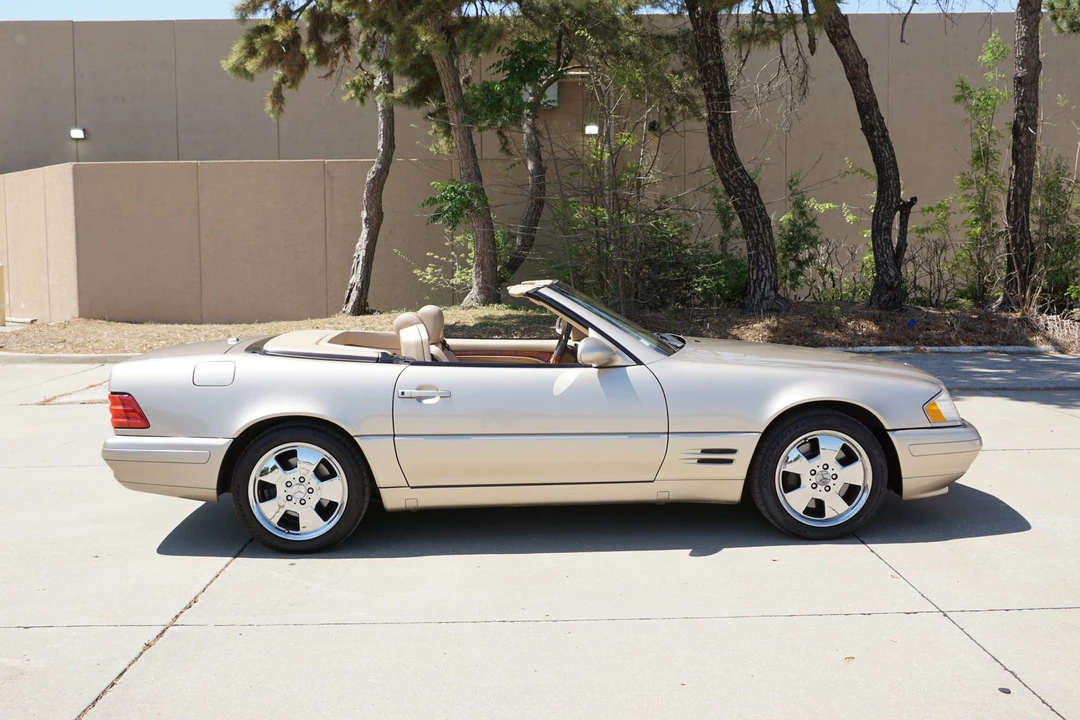 2000 Mercedes-Benz R129 SL-Class - Image 8 of 31