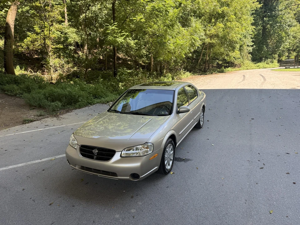 2000 Nissan Maxima 5th Gen - Image 16 of 31