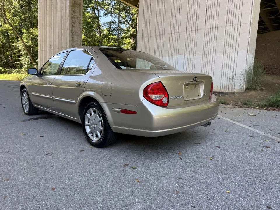 2000 Nissan Maxima 5th Gen - Image 24 of 31