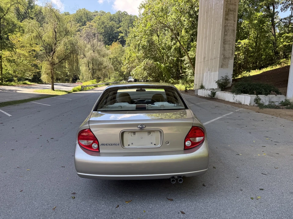 2000 Nissan Maxima 5th Gen - Image 29 of 31