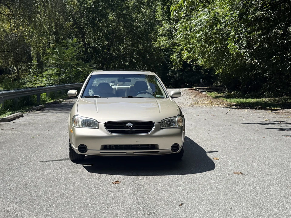 2000 Nissan Maxima 5th Gen - Image 3 of 31