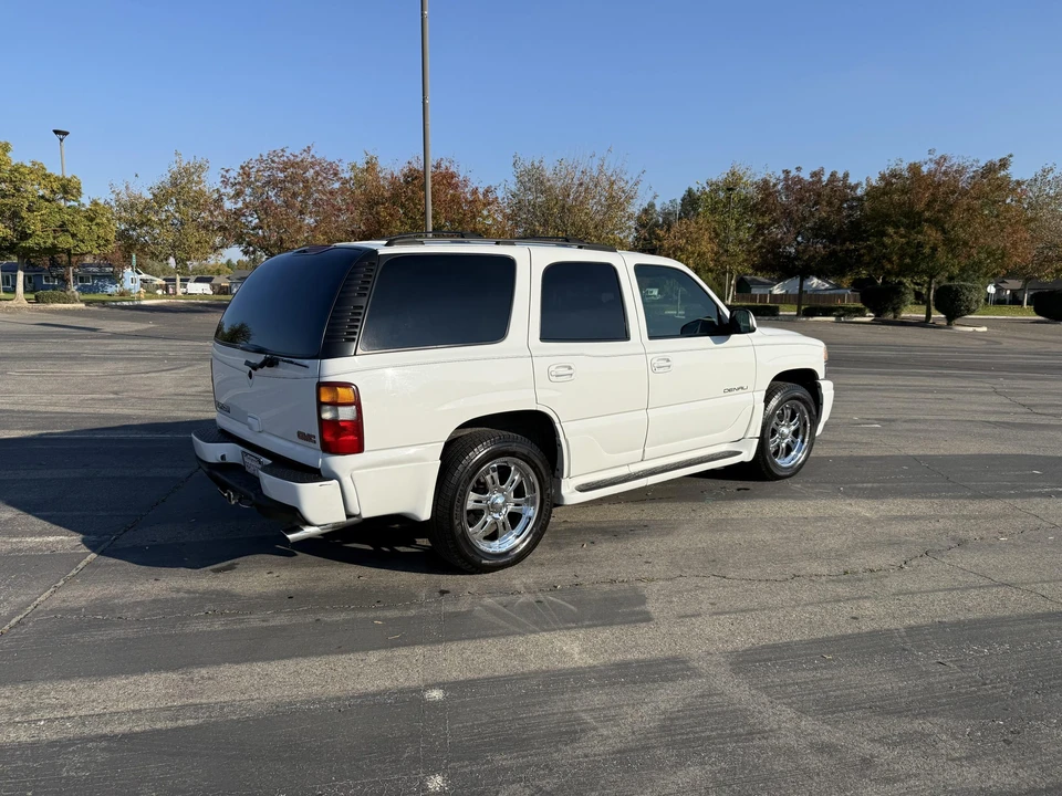 2001 GMC Yukon 1st Gen - Image 11 of 31