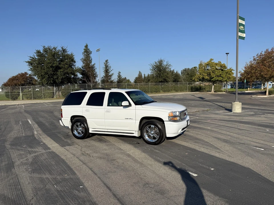 2001 GMC Yukon 1st Gen - Image 8 of 31