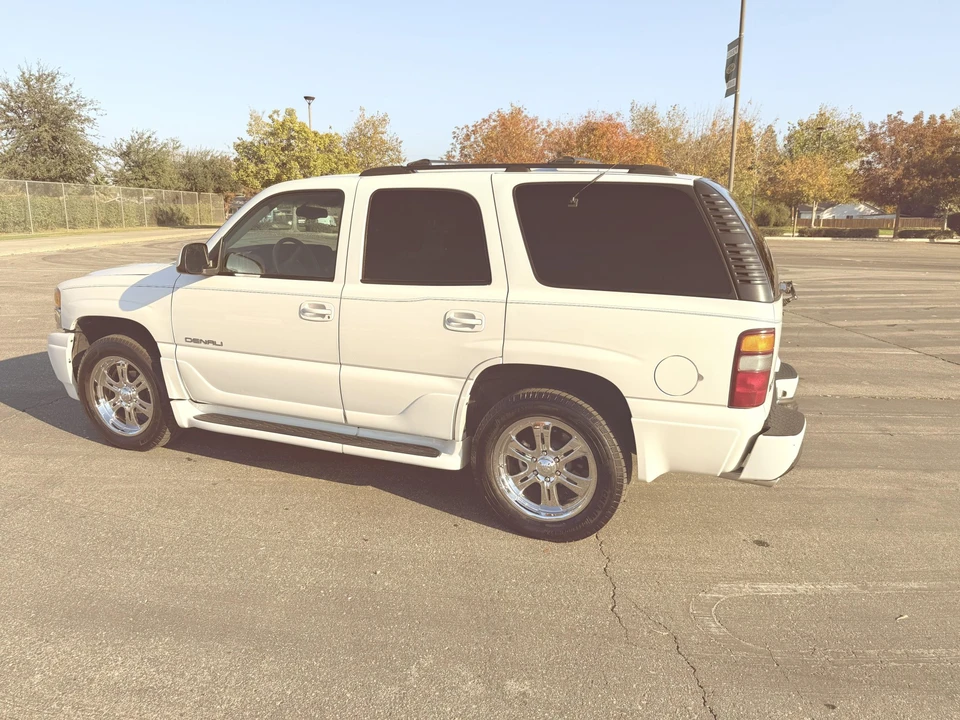 2001 GMC Yukon 1st Gen - Image 15 of 31