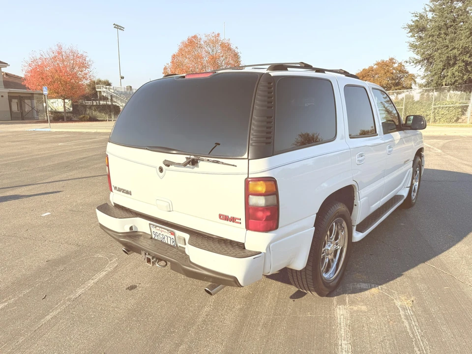 2001 GMC Yukon 1st Gen - Image 12 of 31