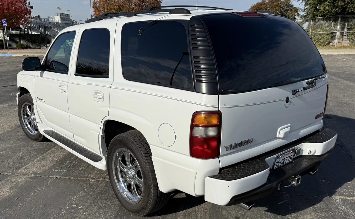 2001 GMC Yukon 1st Gen - Image 23 of 31