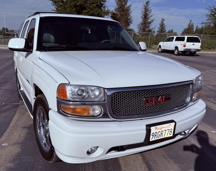 2001 GMC Yukon 1st Gen - Image 19 of 31