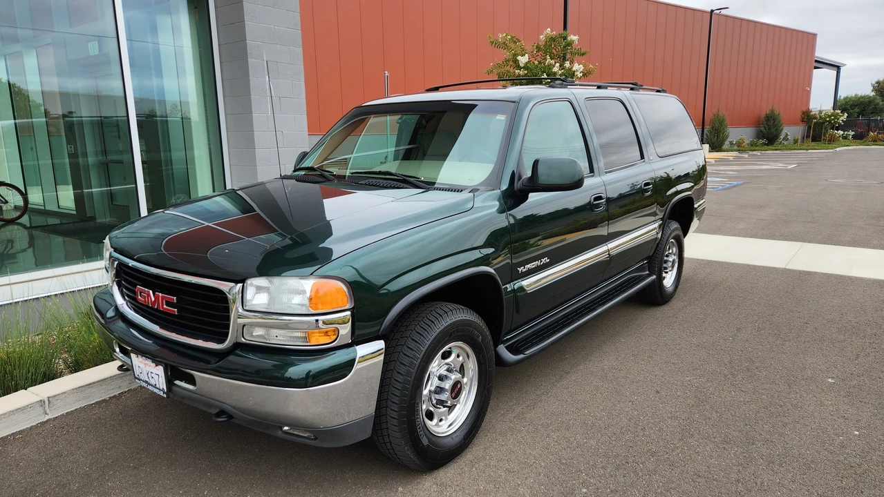 2001 GMC Yukon 2nd Gen - Image 16 of 31