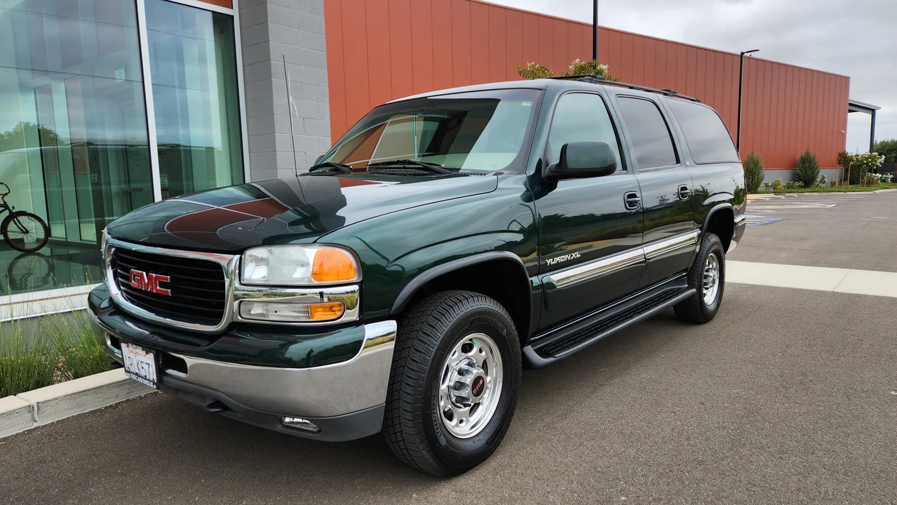 2001 GMC Yukon 2nd Gen - Image 14 of 31