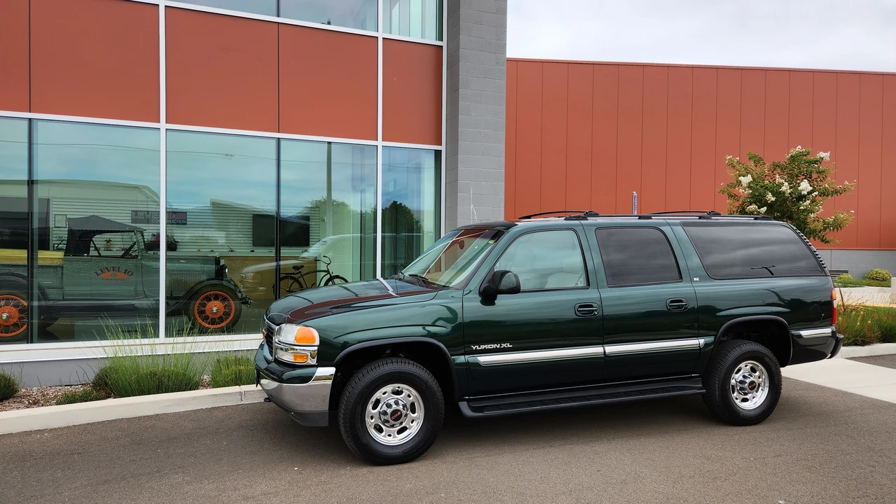 2001 GMC Yukon 2nd Gen - Image 20 of 31